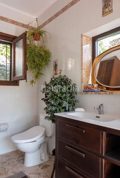 Foto a632a324-7cd5-4690-ab43-309aed4922cb. Casa amb calefacció aparcament piscina a Velilla - Velilla Taramay Almuñécar