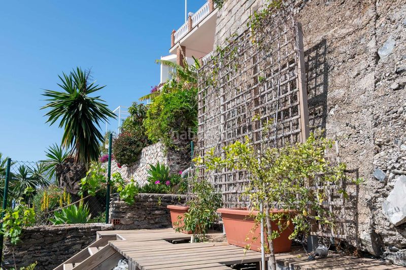 Foto f2623ef4-a638-4397-b26e-d3d4bb8e178e. Casa amb calefacció aparcament piscina a Velilla - Velilla Taramay Almuñécar