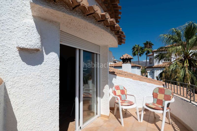 Foto 560510f3-9e97-4418-af00-e534a3f839f7. Chalet en Centro Salobreña