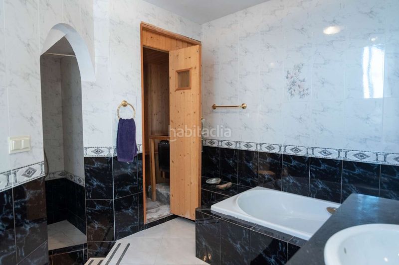 Foto ef01ed23-c9e3-46cd-a7ba-53d2085374e2. Chalet en Centro Salobreña