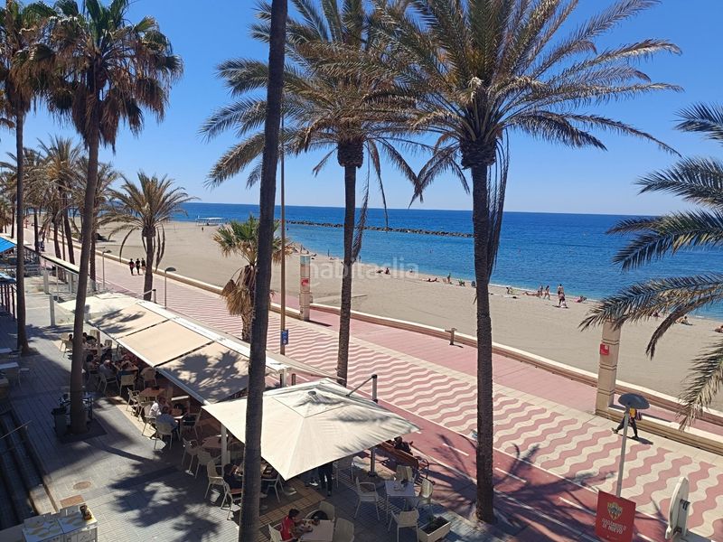 Foto 0a5fe8d0-ce84-4a96-835a-5d91d2c6fe34. Alquiler apartamento pisos zapillo primera línea playa dos dormitorios, baño y aseo, dos terrazas con vistas al mar en Almería