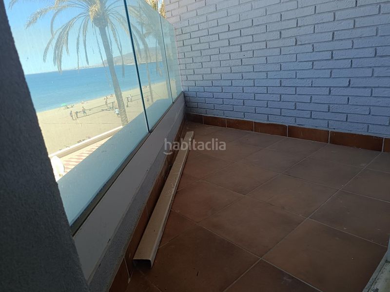 Foto 13157e35-d81d-47f1-99bb-927bb05ab3da. Alquiler apartamento pisos zapillo primera línea playa dos dormitorios, baño y aseo, dos terrazas con vistas al mar en Almería