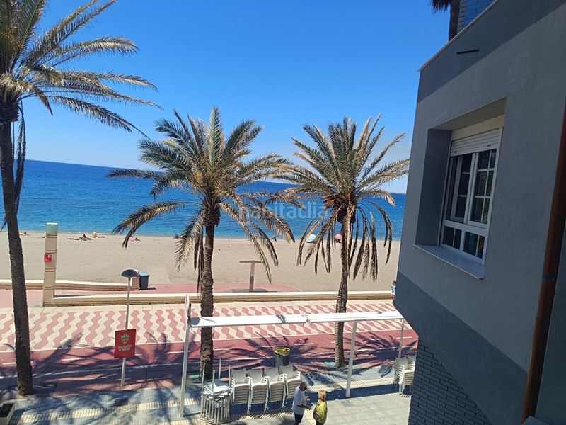 Foto 357a87db-740f-4305-81e2-65a9724b1f13. Alquiler apartamento pisos zapillo primera línea playa dos dormitorios, baño y aseo, dos terrazas con vistas al mar en Almería