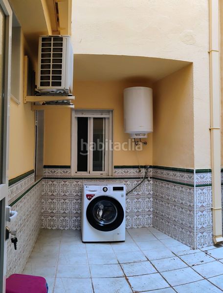 Foto f6b441c0-22a6-47bb-9bac-0346dee8c9d7. Casa amb aparcament a Macael