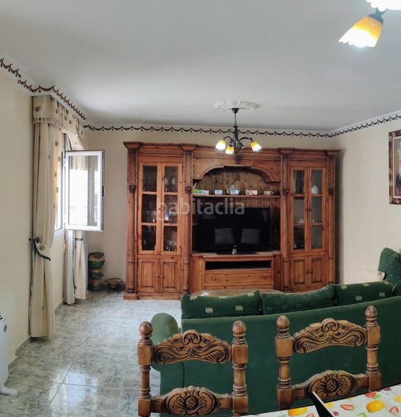 Foto fd90471c-6dc3-494d-ab29-2454623893a1. Casa amb aparcament a Macael