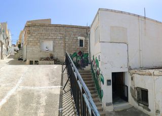 Maison à Macael. Casa de 2 plantas en macael , almería, con posibilidad de 2 vivi