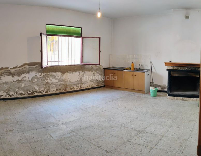Foto cf5de2cb-fe08-4d8e-b484-7fc3ebf20751. Casa amb aparcament a Serón