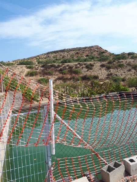 Foto 48f0e148-ce48-4238-9e9e-70cdf33a4d7d. Masía en Serón