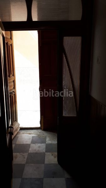 Foto ff6125e7-6e3f-4469-ba35-e3fb9fd3412a. Casa gran casa con encanto en el centro . ideal para reformar. en Olula del Río