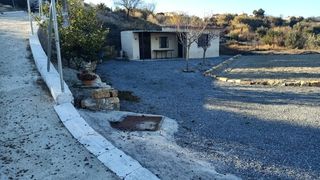 Residential Plot in Tíjola. Finca con 800 metros urbanizables, casita, agua de nacimiento y