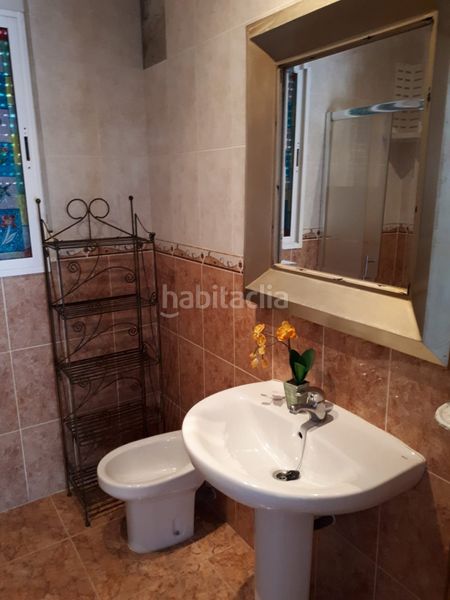 Foto 5d4f7ca3-9a4a-4505-84ad-661d0b68bb40. Country house with parking in Urrácal