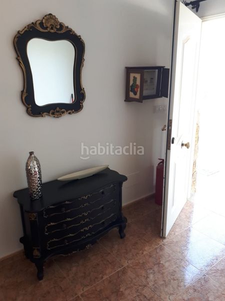 Foto f80504b9-61c1-4c55-887d-54b50230fa64. Country house with parking in Urrácal