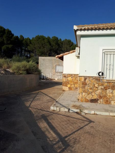 Foto fa7e414c-cdd8-4fd8-b121-83189811e607. Country house with parking in Urrácal