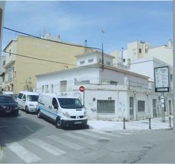 Casa en Olula del Río. Casa en olula del rio  almería , con locales comerciales