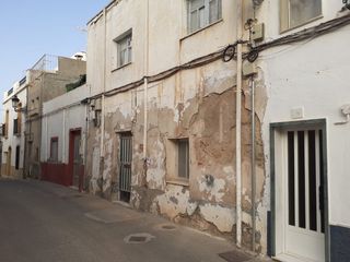 Haus in Olula del Río. Casa ruinosa de tres habitaciones en olula del río, almería, con