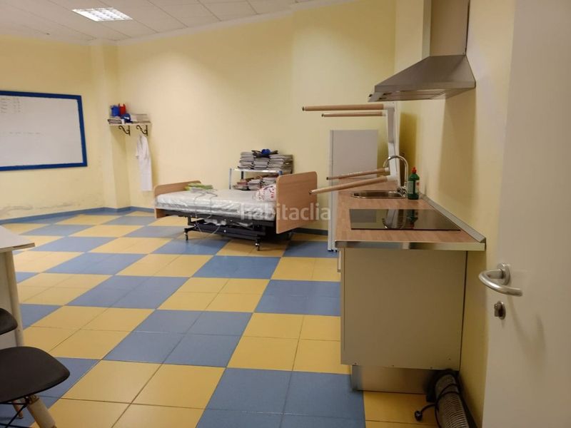 Foto cfa36027-31a2-4991-9037-e4524a143fd7. Local comercial a Olula del Río