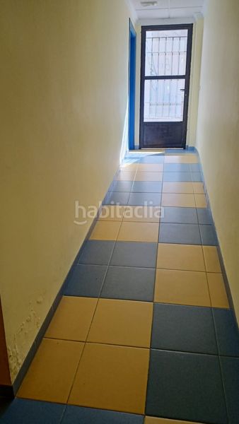 Foto d9a989e9-8d46-49c1-aea8-f02688950f59. Local comercial a Olula del Río