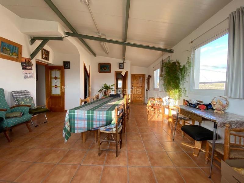 Foto 225eafa1-829b-47d5-863e-22cb8e49452b. Masia amb aparcament a Alcóntar