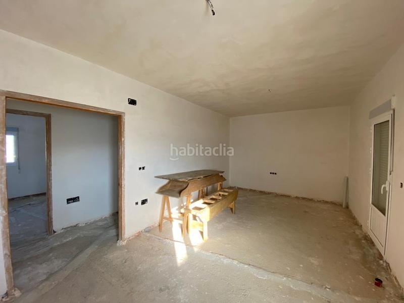 Foto 615c4c24-0573-4c45-9eb2-d7d3583606ae. Masia amb aparcament a Alcóntar