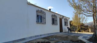 Masia a Sierro. Oportunidad. venta en sierrro de casa de campo con terreno.