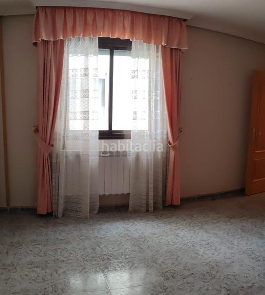 Foto 5d6fbd3f-bd4e-4918-a3eb-0876266c86a4. Chalet avec parking dans Tíjola