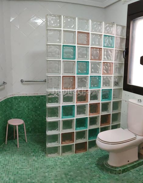 Foto 910292ec-408c-4fda-99dd-8ba288b47f7c. Chalet avec parking dans Tíjola