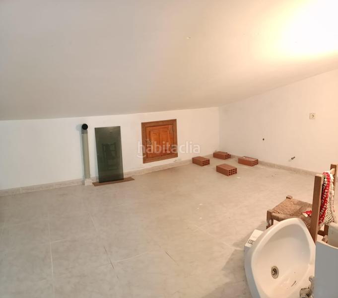 Foto 5bac632d-2243-4923-aa96-fd18f79c4580. Casa  familiar almería de cinco habitaciones. en Urrácal