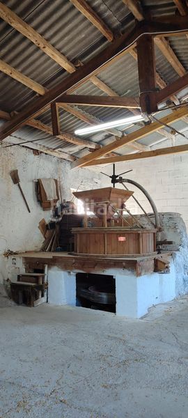 Foto 4c9b9d8c-f289-4799-859d-d31213380be9. Local comercial a Tahal