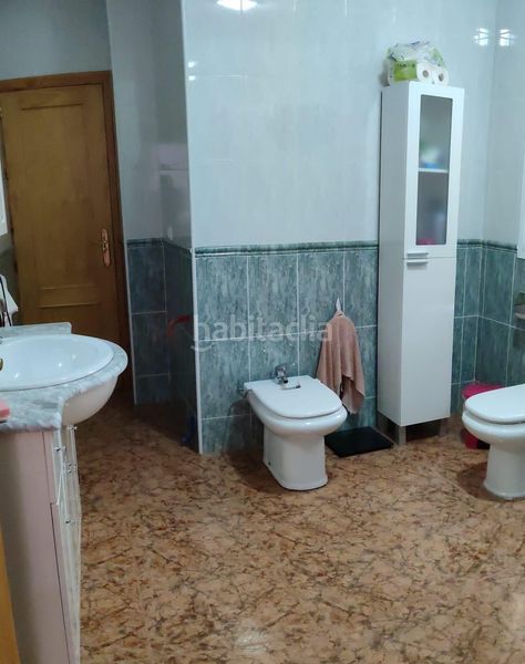 Foto f53bae7d-300d-47b5-914c-0eee38ff644b. Local comercial a Lúcar
