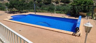 Casale in Fines. Casa en fines  almeria  de 4 habitaciones con terreno y piscina.