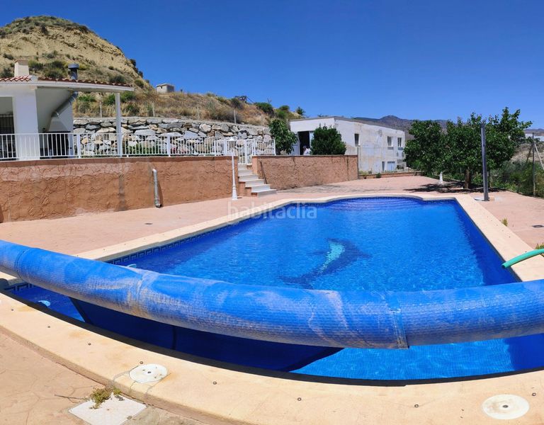 Foto 8f9312ca-e736-4a04-84b9-f7f5f44f5bf0. Masia amb aparcament piscina a Fines