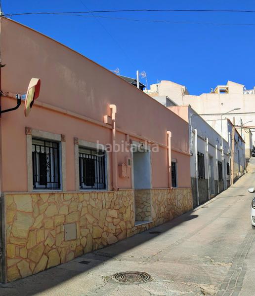 Foto db2bbe09-31ed-42b5-8106-61cf182daee9. Casa in Macael