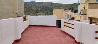 Casa en Macael. Casa en macael  almeria  zona centro de tres habitaciones y 3 te