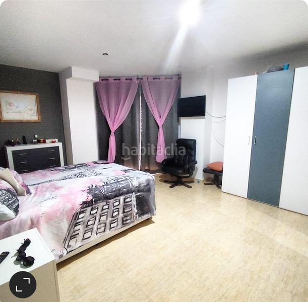 Foto 26f0a442-8bfe-40df-8a1c-a15ce73ba5e2. Pis amb aparcament a Fines