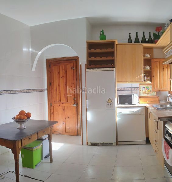 Foto 7bbc3768-c9a4-40f4-a81f-8d6b629a873b. Xalet amb aparcament a Fines