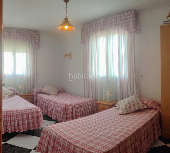 Foto 95e729c5-7bd7-4820-b826-e9c15c52bbc7. Xalet amb aparcament a Fines