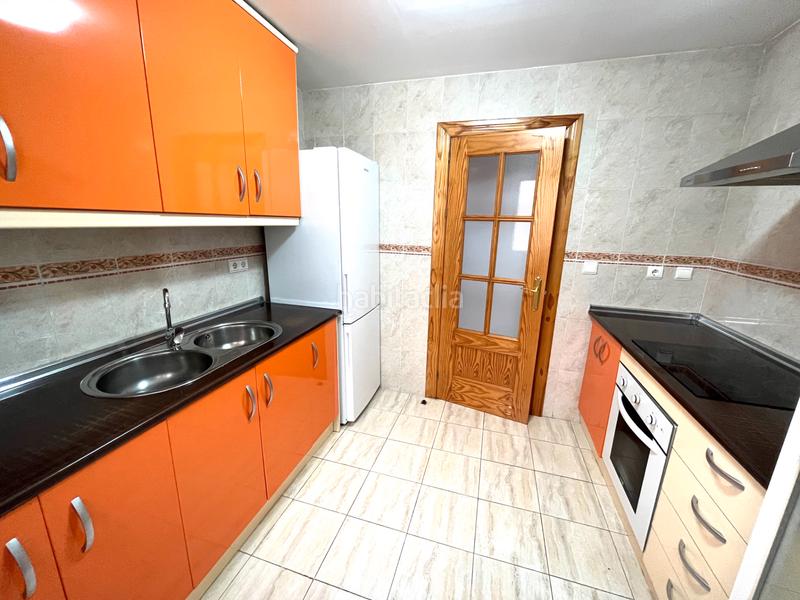 Foto 151bc850-d5b8-43f4-a4ab-56952cc28609. Alquiler piso en Residencial Triana - Barrio Alto Gabias (Las)