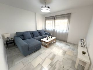 Affitto Appartamento in Poniente. Bonito piso en la entrada de armilla con piscina comunitaria