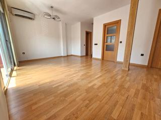 Appartement à San Miguel. Bonito piso en 2º planta en armilla con garaje