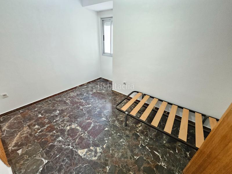 Foto befadda8-0367-47df-829c-7acf95f8e72a. Etagenwohnung in Polideportivo Alhendín