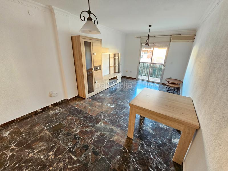 Foto f45ef905-3ca4-4d0f-8877-a41b67263ba4. Etagenwohnung in Polideportivo Alhendín