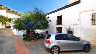 Bauernhof en Calle morales 1