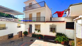 Country house in Lentegí