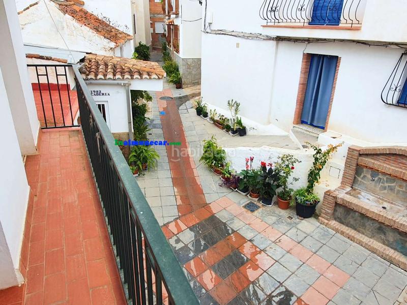 Foto 62b7980d-faff-4906-aa51-9b66c9282e33. Masia amb aparcament a Lentegí