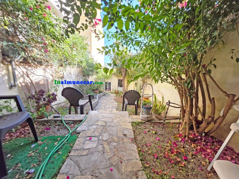 Foto e21e5e13-354d-4132-8ba6-313e28ea17fa. Casa adosada en n/a en Almuñecar centro Almuñécar