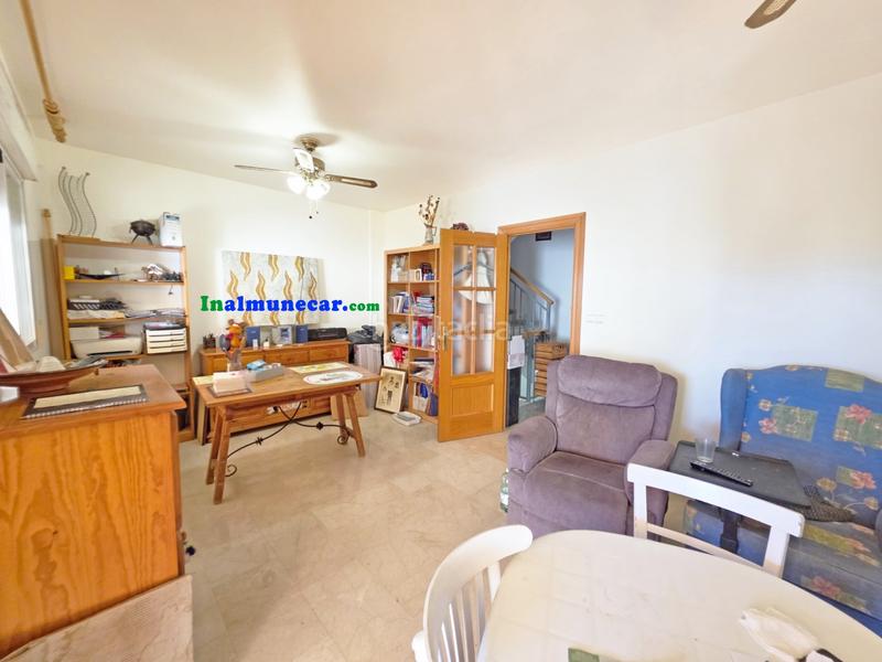 Foto 01553ebf-e1be-46fb-97fe-4c96f2fbe483. Casa adossada a n/a a Almuñecar centro Almuñécar