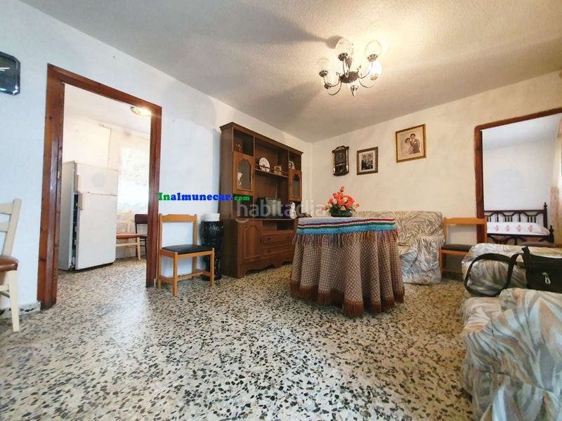 Foto 237849c3-00a4-4fd3-a101-07360a274372. Casa amb aparcament a Lentegí