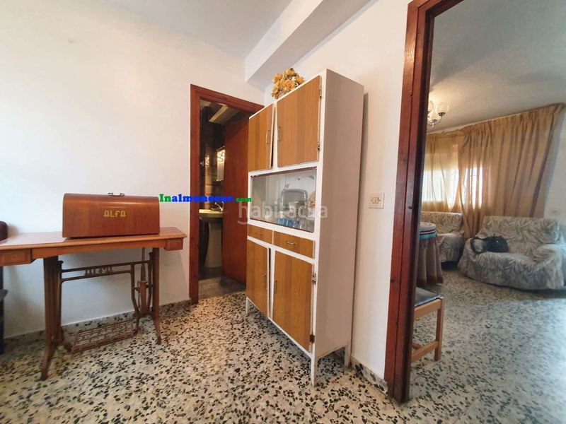 Foto 7cab5558-78b9-4da7-845a-222f8501f9d9. Casa amb aparcament a Lentegí