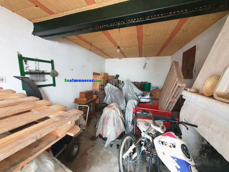 Foto 9e850e61-3a23-403a-887c-3786b488e5e7. Casa amb aparcament a Lentegí