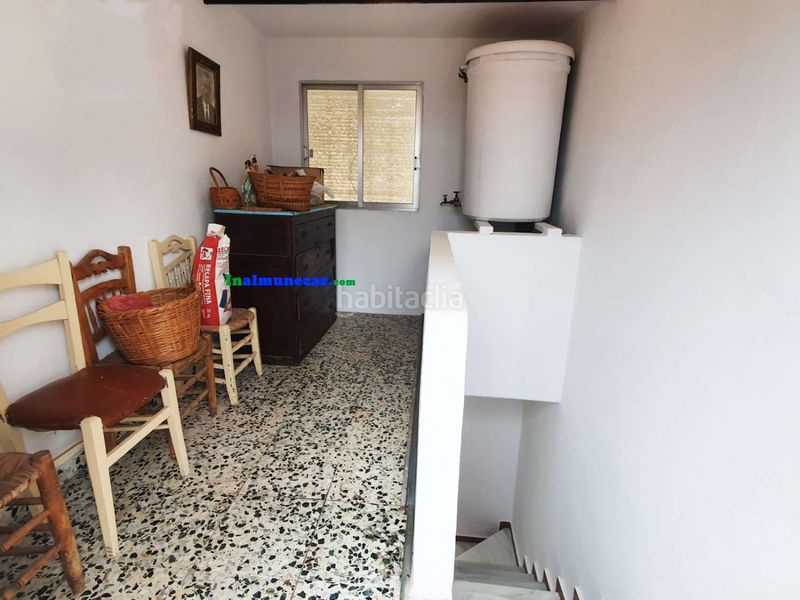 Foto ae466088-a976-4752-9b03-892be381f674. Casa amb aparcament a Lentegí